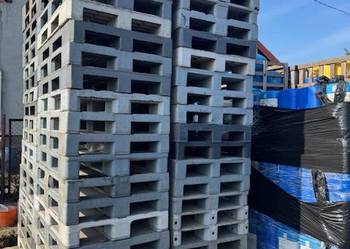 Palety plastikowe 80/120 pełne