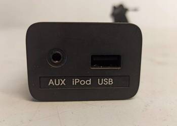 PORT USB / JACK OPTIMA III 96120-2T100