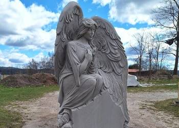 Unikatowy Anioł z kamienia naturalnego. Ręcznie rzeźbiony w piaskowcu!