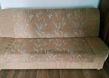 rozkładana sofa
