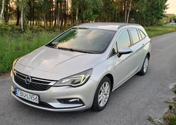 Opel Astra K 2018r. 1.4 Turbo 150 km Sportstourer