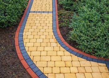 Mycie kostki brukowej