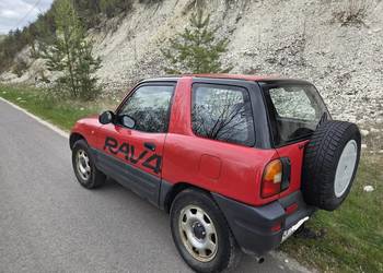 TOYOTA RAV 4 B+GAZ 4X4