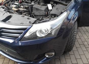 Błotnik przedni prawy Toyota Avensis