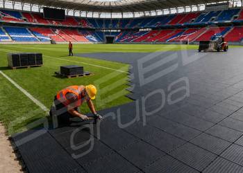 Ochrona boisk z trawy sztucznej – nawierzchnia SPEED event PRO