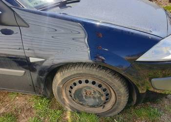 Blotnik Prawy Megane 2 Lift NV472 Blotnik Prawy Megane 2 Lift NV472