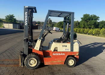 wózek widłowy NISSAN FG18 LPG 1800kg Triplex 4.75m przesuw boczny 8450mtg
