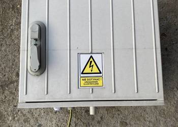 Skrzynka elektryczna budowlana