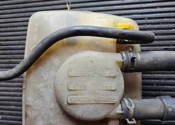 Zbiorniczek wyrównawczy pegueot 807