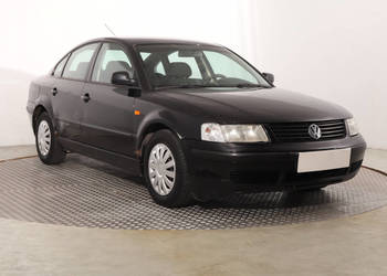 VW Passat 1.6