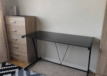 Biurko szklane czarne – styl loft / industrial