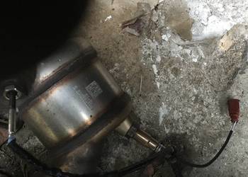 CZUJNIK TEMPERATURY SPALIN AUDI a4 A5 8K0906088
