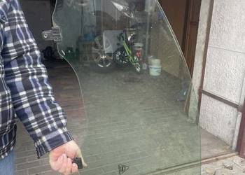 Szyba Kia Sportage III przednia lewa