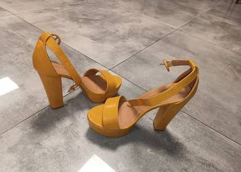 Eleganckie sandaly
