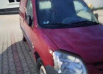 Sprzedam Peugeota Partnera z 2006 roku z niezawodnym i prostym silnikiem 1.
