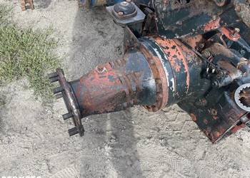 Zwolnica Ursus Zetor 4 cylindrowy Nowy Typ Prawa Lewa
