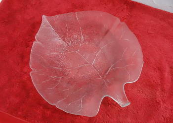 Duża szklana patera LIŚĆ – Szkło artystyczne Vintage 39 cm