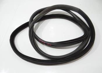 USZCZELKA DRZWI PRAWY TYŁ BMW X5 E70 7207222