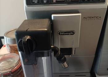 Używany ekpres De Longi Autentica Cappucino