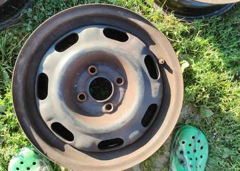 Koła felgi stalowe 14 cali stan idealny volkswagen