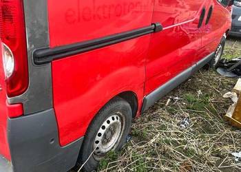Renault Trafic 2 2.0 dCi części silnik skrzynia mech i blacharskie