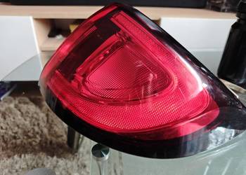 Lampa tył prawy Chrysler Pacyfica 16-