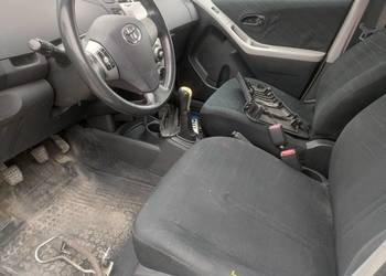 Środek Kpl Toyota Yaris II 5 Drzwi Wysyłka