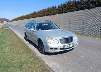 Mercedes E 320 Mercedes E klasa 3.0 CDI 224km 07r Automat W211 (2002-2009)