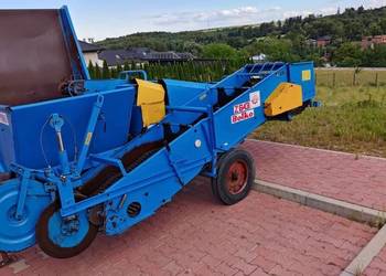 Kombajn do ziemniaków Bolko Z643.