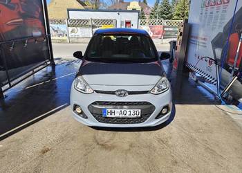 Hyundai i10  duże radio , kolor ,