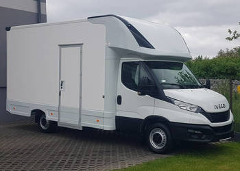 Iveco Daily KONTENER NISKOPODŁOGOWY 4,43x2,23x2,42 SKLEP BAR FOODTRUCK KAM…
