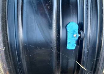 Felgi stalowe z kołpqkami