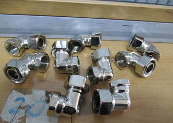 Złączka kątowa R3/8 do rur gwintowanych 6606040