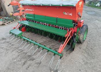 Siewnik Unia Polonez 3/900 rok 2009 Siewnik Unia Polonez 3/900 rok 2009