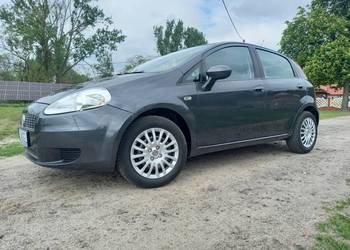 Sprzedam Fiata Grande Punto 1.4 benz. 2009 rok KLIMATYZACJA