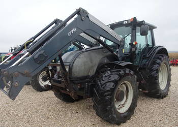 Valtra t191 z ładowaczem