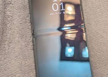 Samsung Galaxy Z Flip 6 256GB jak nowy, gwarancja, 100% baterii