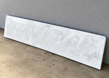 Parapet wewnętrzny 168 × 35 cm – biały marmurkowy, elegancki wzór