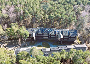 Rodzinny apartament w lesie nad Bałtykiem