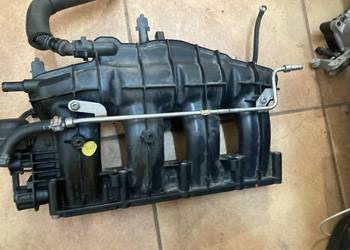 KOLEKTOR SSĄCY VW  AUDI 1.8 2.0 TFSI 06j133185