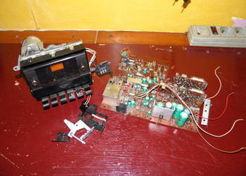 Unitra deck magnetofon części M8047 mechanizm maskownica płyta CNRS2