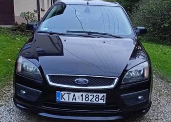Ford Focus MK2 GHIA 1.6b+g 05r