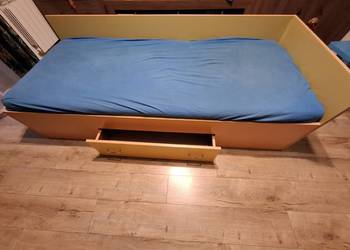 Sprzedam łóżko młodzieżowe