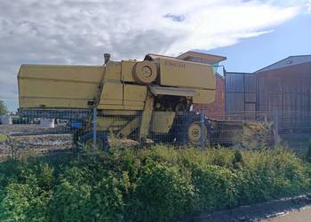 Kombajn new Holland 8060