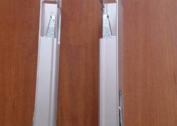 zamek pionowy w obrzeżu Hestal 815mm