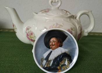 Ozdobna porcelana talerzyk