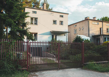 Wyjątkowy dom 123 m² przy zalewie i lesie – Głowno, ul. Plażowa