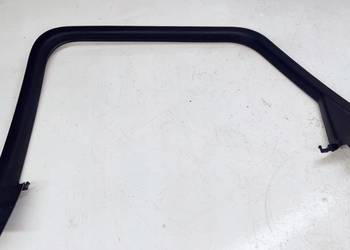 RAMKA OSŁONA DRZWI PRAWY TYŁ AUDI Q3 8U0867672
