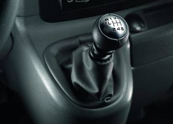 TOYOTA Proace Galka zmiany biegow 6 biegow czarna PZ4L0-H0170-00 OE