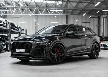 Audi RS Q8 600KM. Specyfikacja 938 000 zł. Gwarancja 05.2026. FV23%.